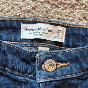 Abercrombie & Fitch 90’s Relaxed Jeans Size 29/ 8R